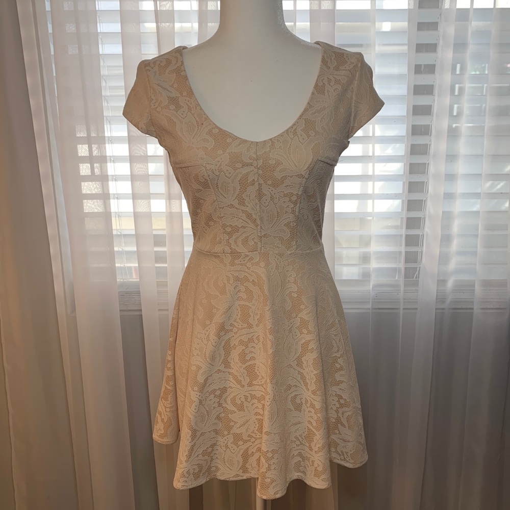 Lace dress